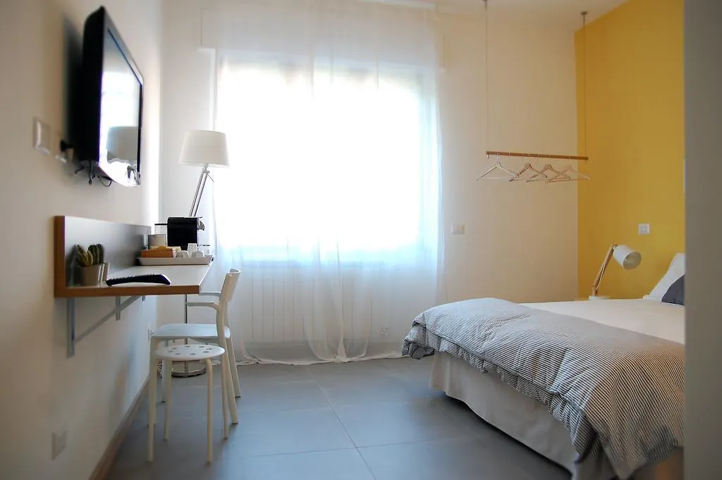 Le Officine Di Via Marsala Bed & Breakfast Legnano