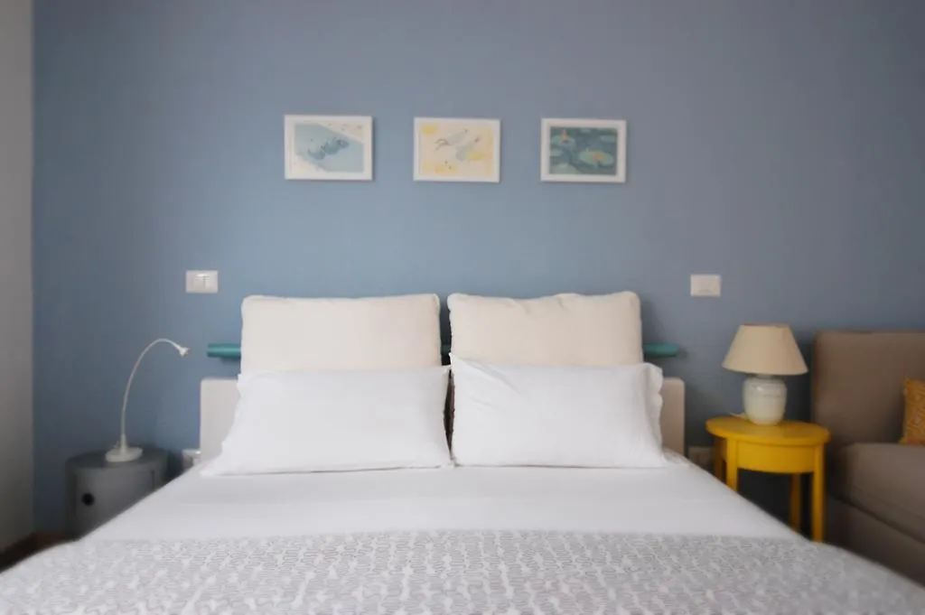 **  Le Officine Di Via Marsala Bed & Breakfast Legnano Italy