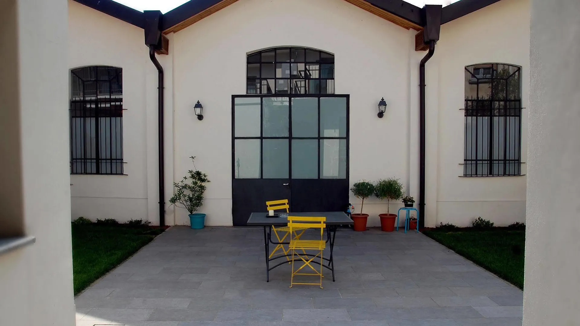 Le Officine Di Via Marsala Bed & Breakfast Legnano