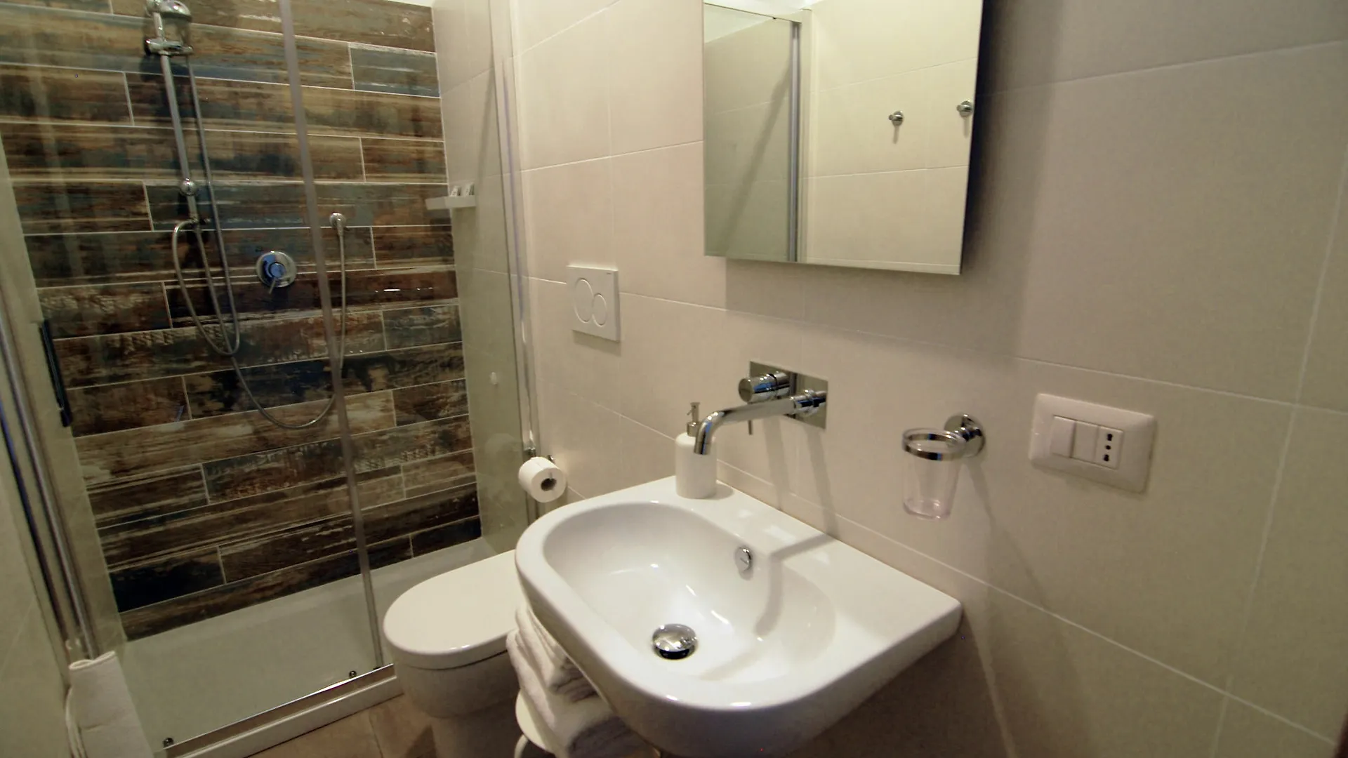 Le Officine Di Via Marsala Bed & Breakfast Legnano